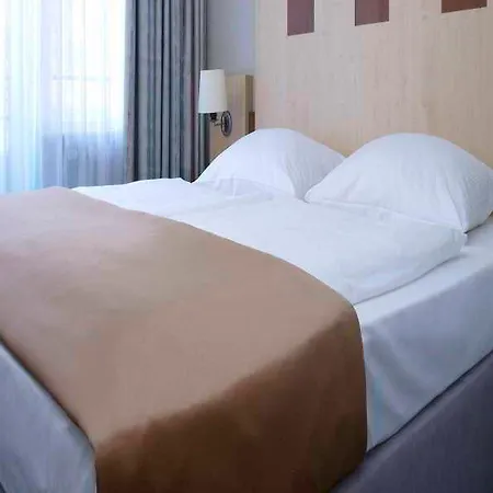Hotel Western Berlin-kurfuerstendamm 4*