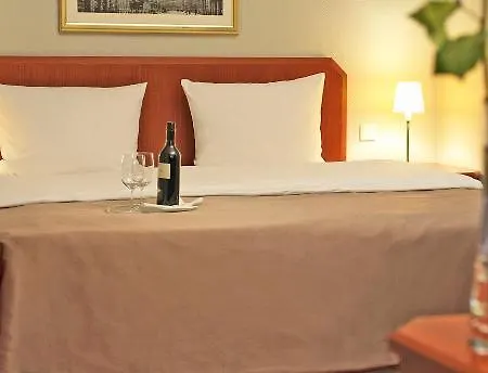 Western Berlin-kurfuerstendamm 4* Berlin